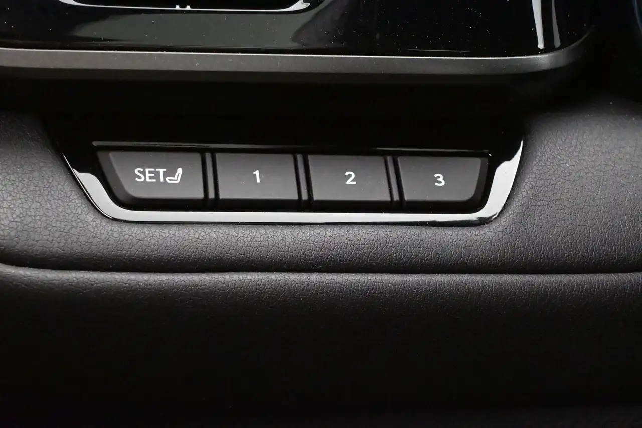 Lexus TX fotografie Lexus TX