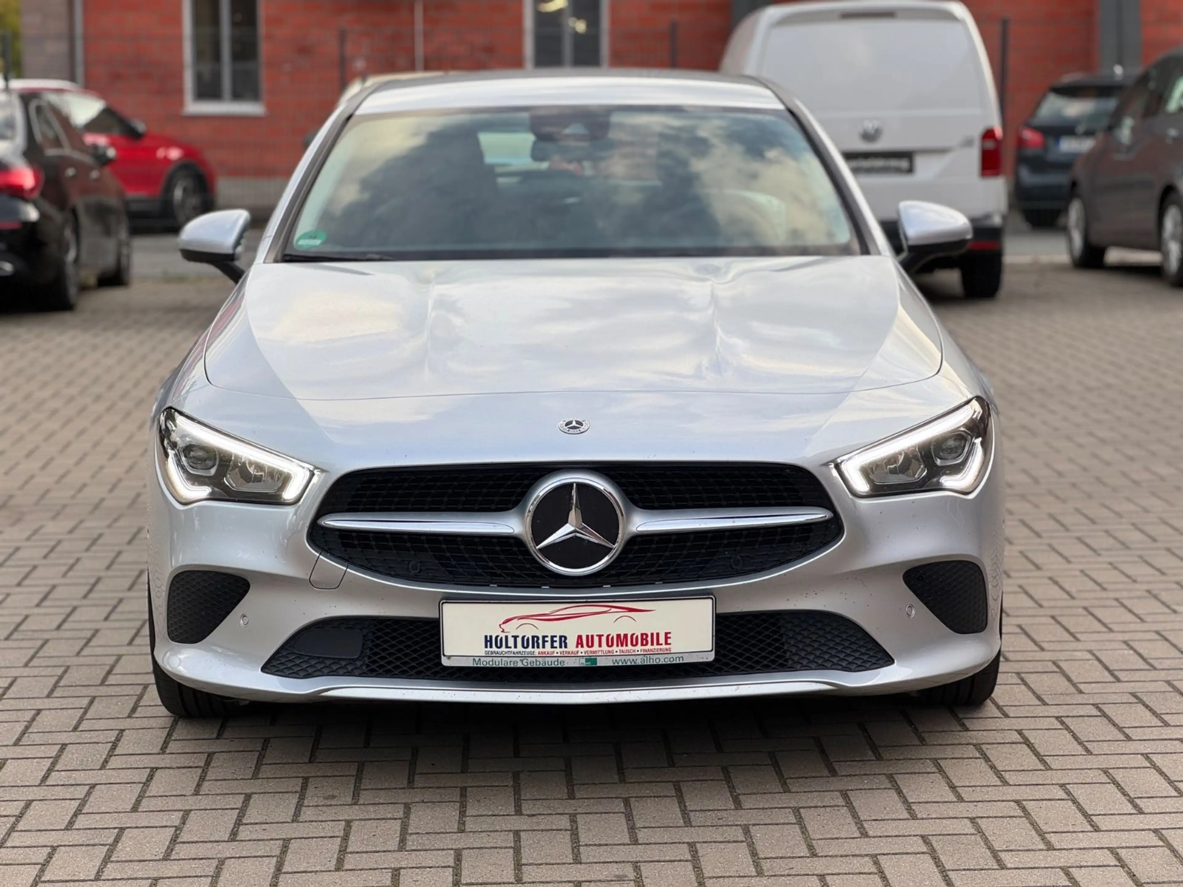 Mercedes-Benz CLA 200 *AUTOMATIK*NAVI*LED* — photo 7