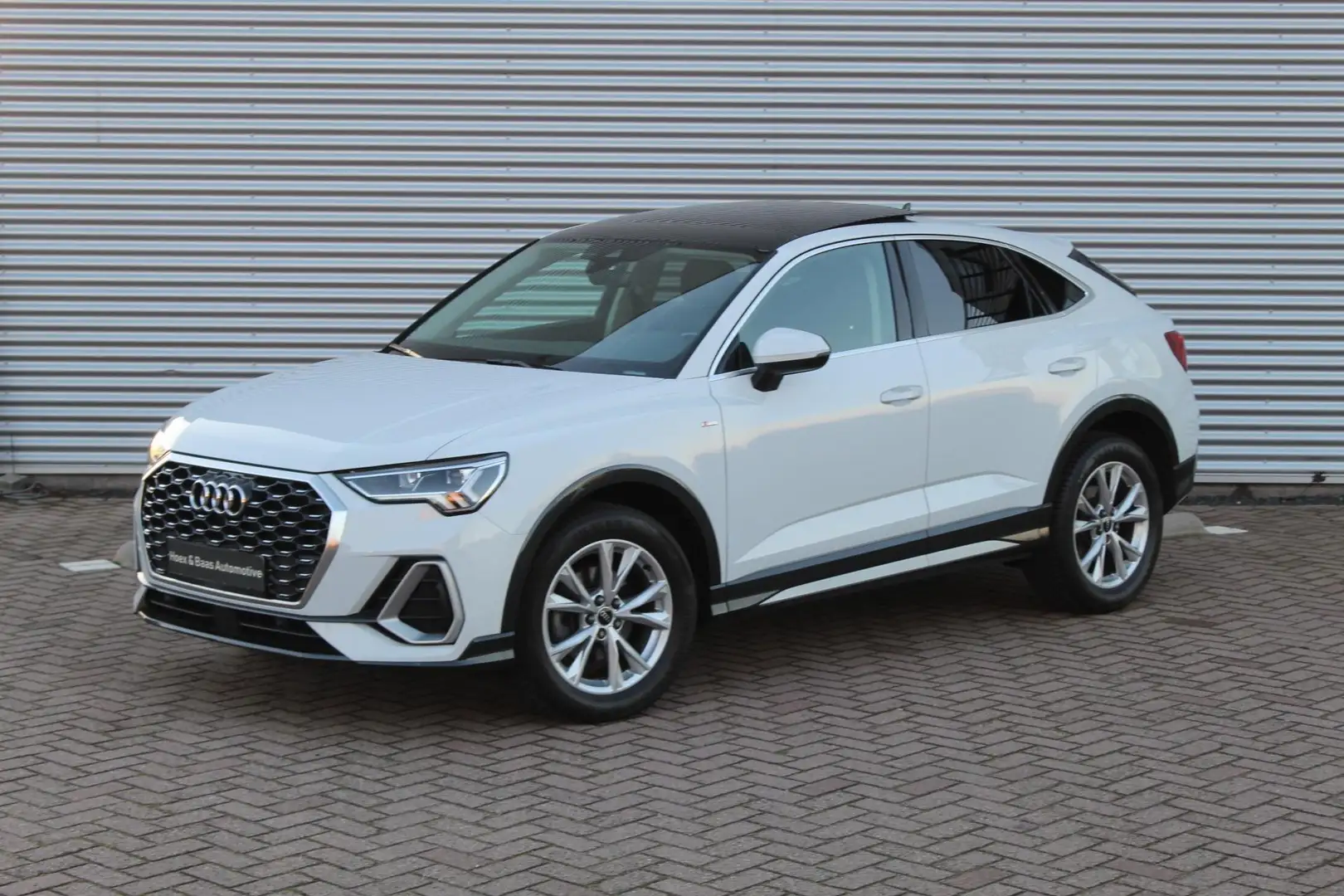 Audi Q3 35 TFSI Advanced edition Weiß - 2