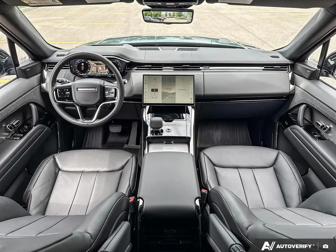 Land Rover Range Rover Sport снимка Land Rover Range Rover Sport