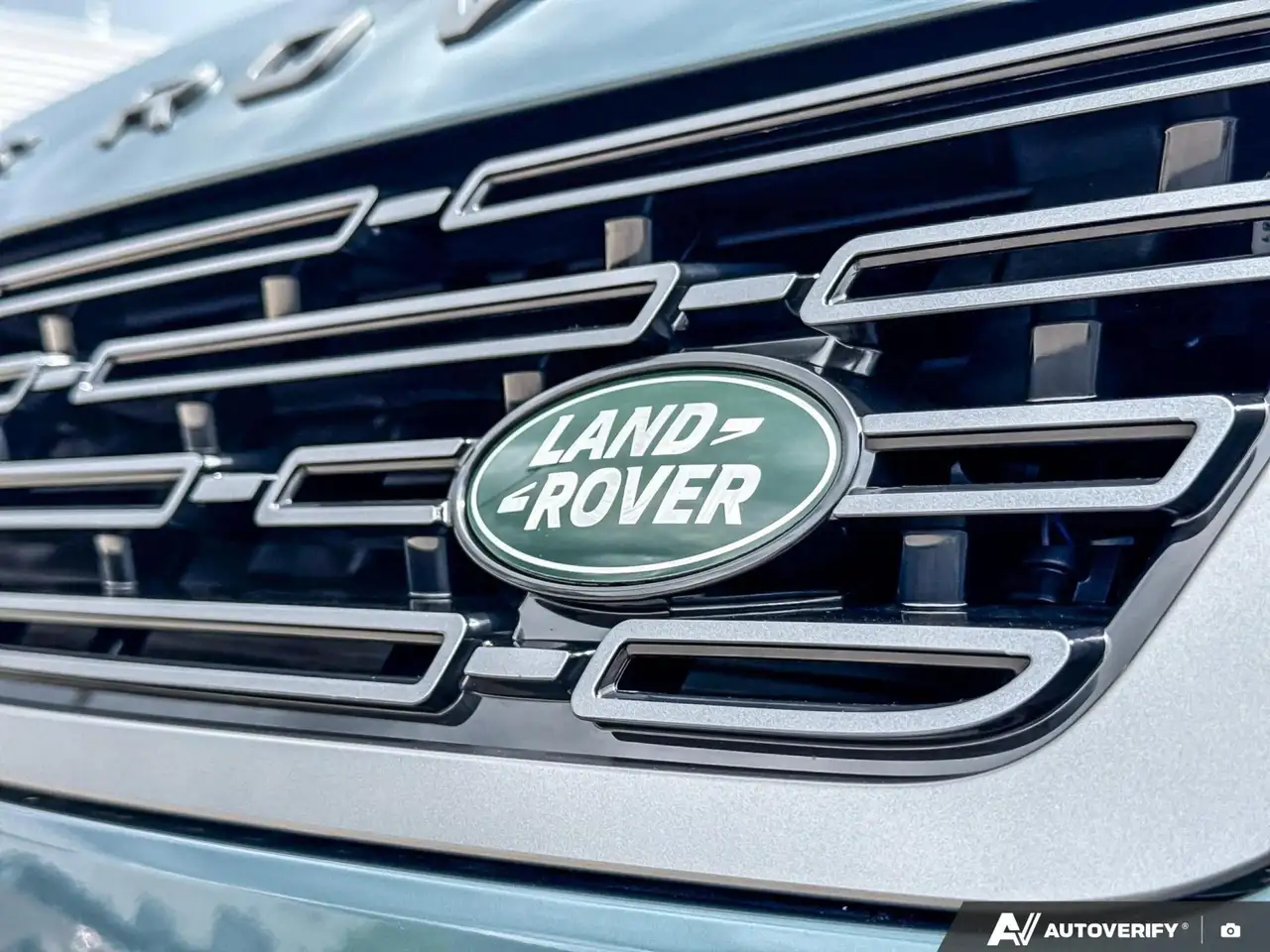 Land Rover Range Rover Sport снимка Land Rover Range Rover Sport