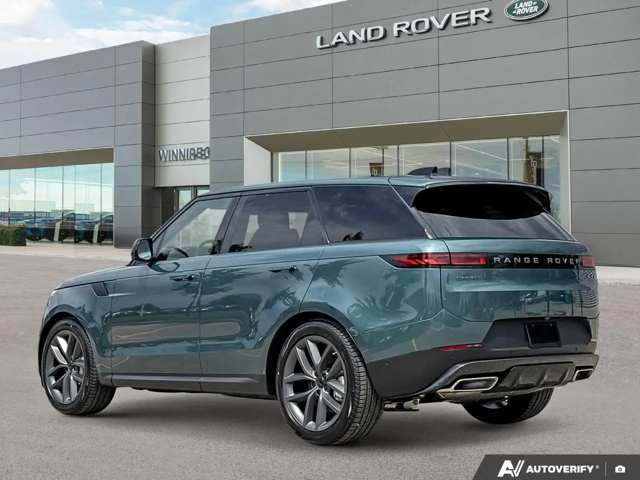 Land Rover Range Rover Sport снимка Land Rover Range Rover Sport