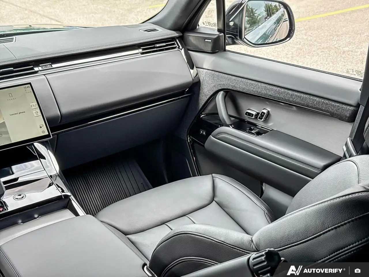 Land Rover Range Rover Sport снимка Land Rover Range Rover Sport