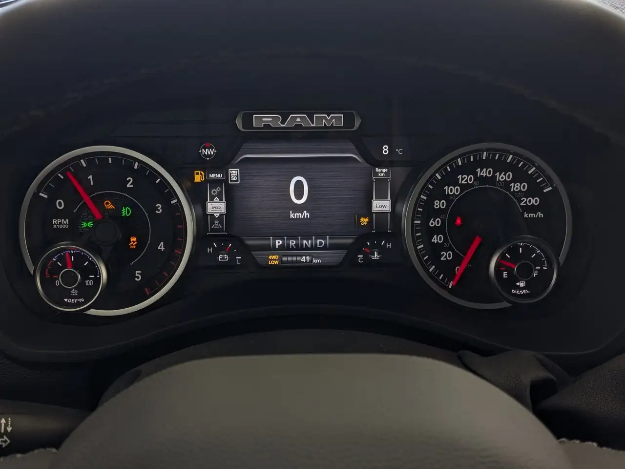 RAM 3500 снимка RAM 3500