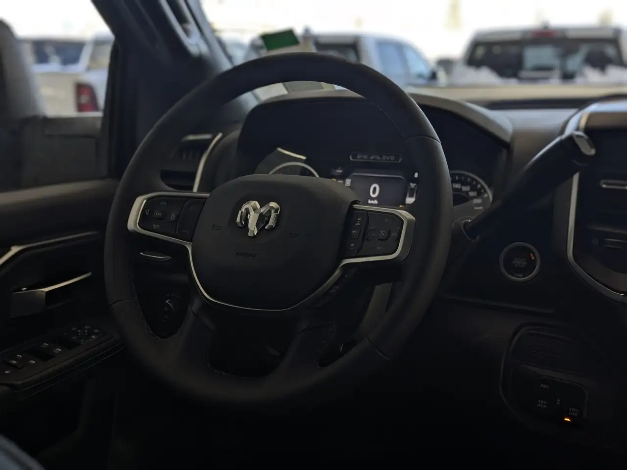 RAM 3500 снимка RAM 3500