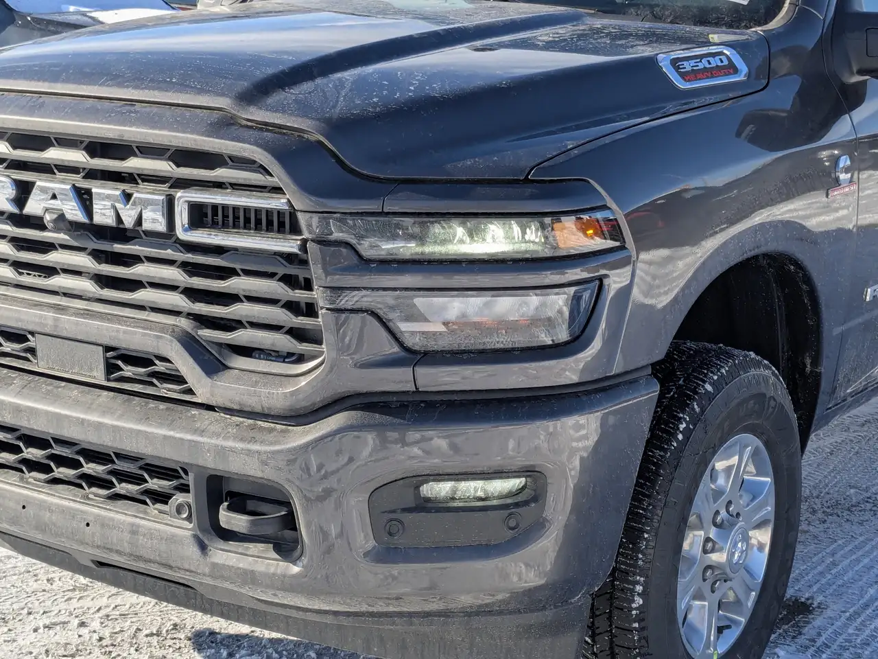 RAM 3500 снимка RAM 3500