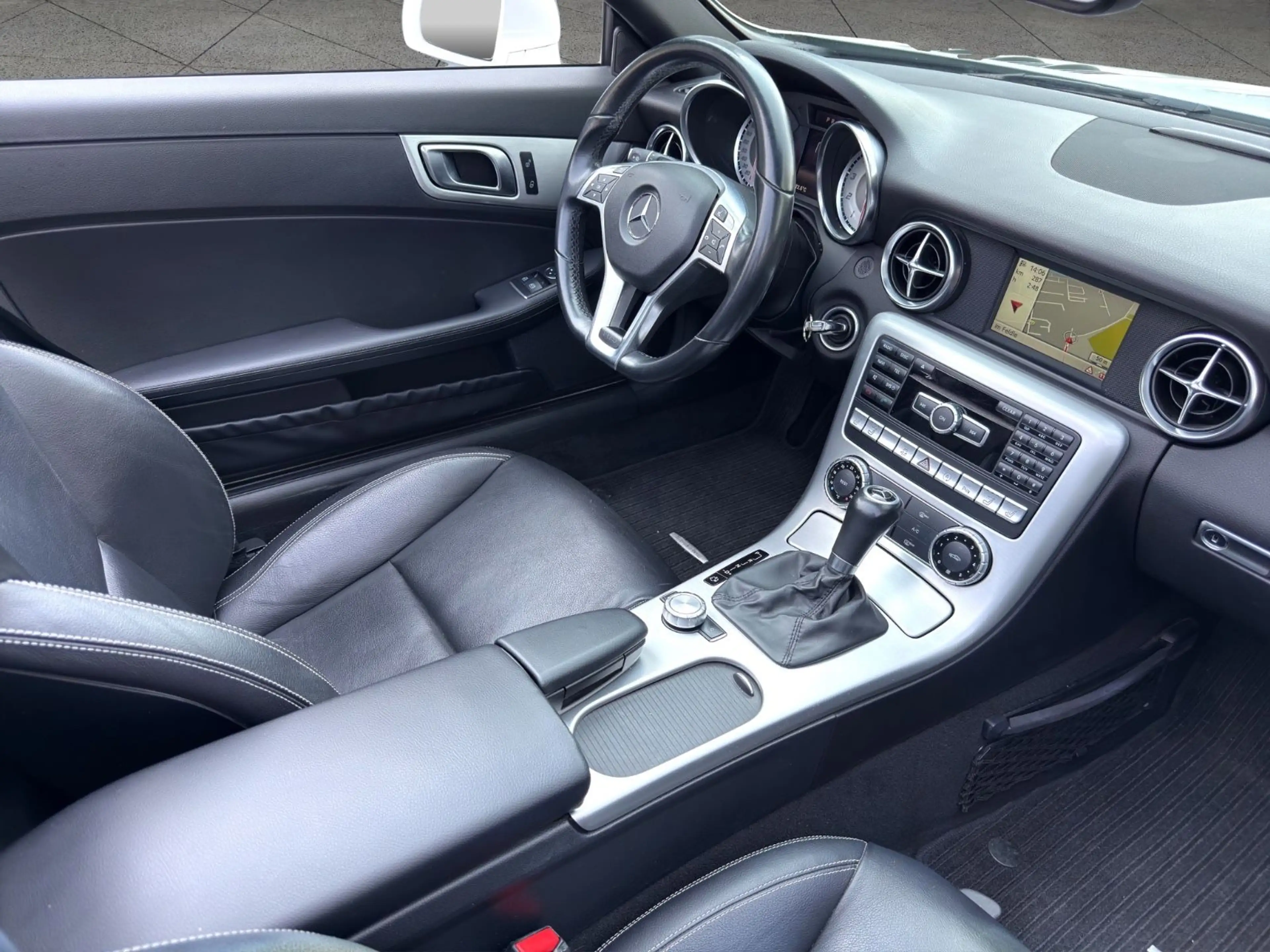 Mercedes-Benz SLK 350 Roadster Sportpaket — photo 13