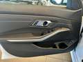 BMW 320 d Touring xDrive Aut. M Sport Weiß - thumbnail 14