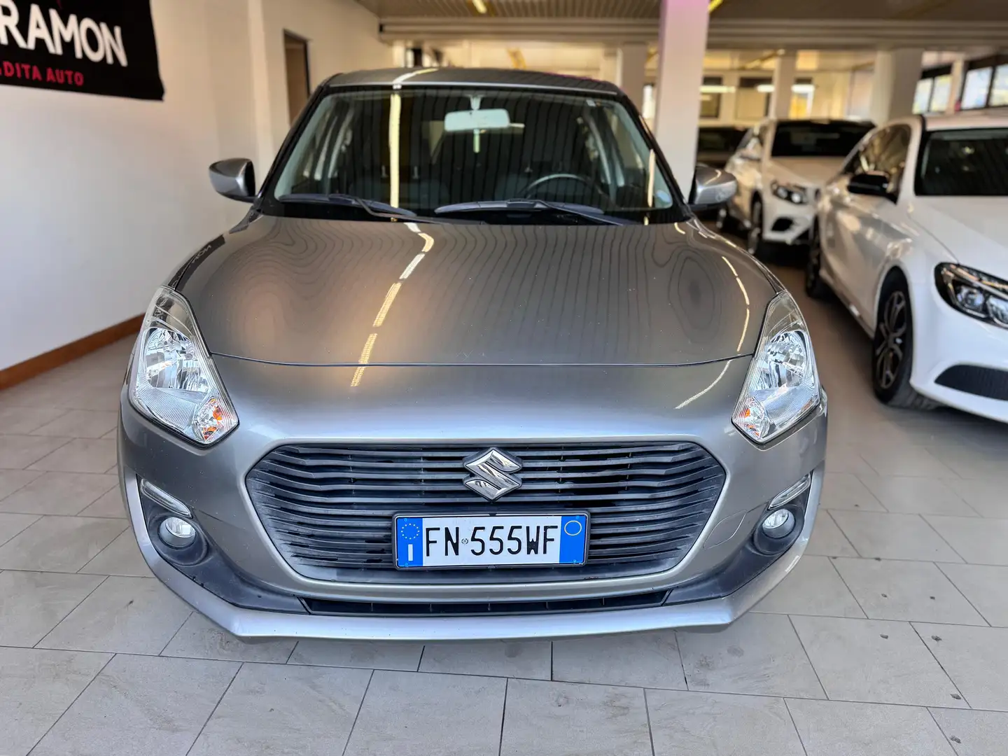 Suzuki Swift Swift VI 2017 1.2 dualjet Cool 2wd Grigio - 2