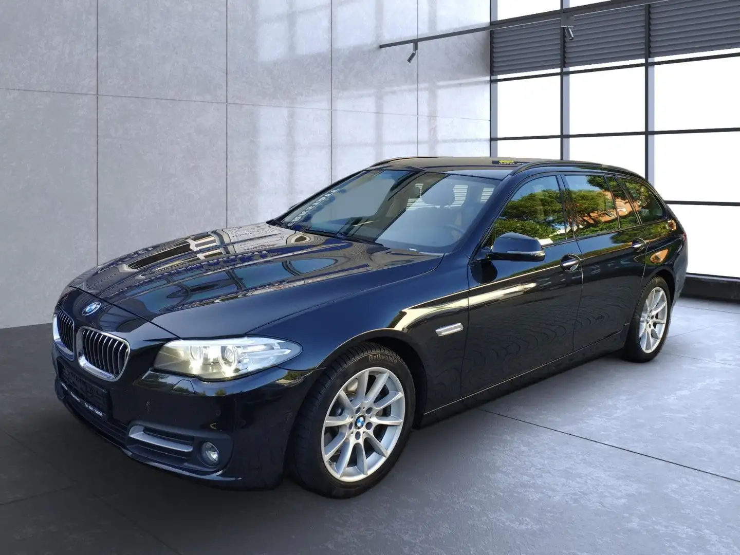 BMW 520 d Touring*Leder*AHK Noir - 1