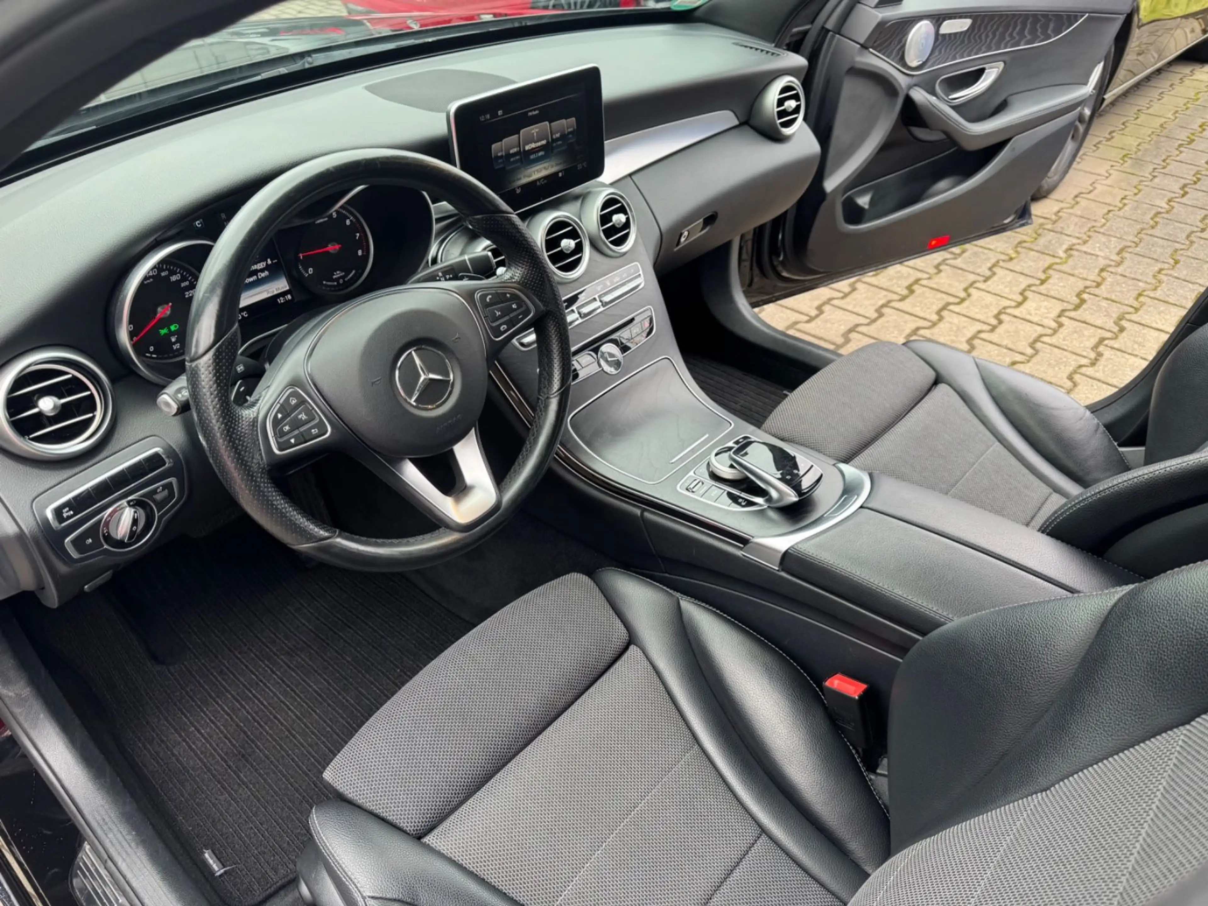 Mercedes-Benz C 350 C T-Modell C 350 T e — photo 12