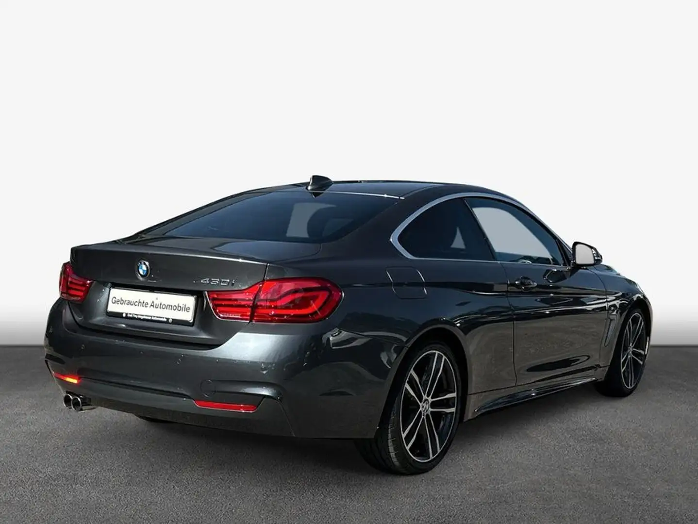 BMW 430 i Coupe Aut. M Sport Grau - 2
