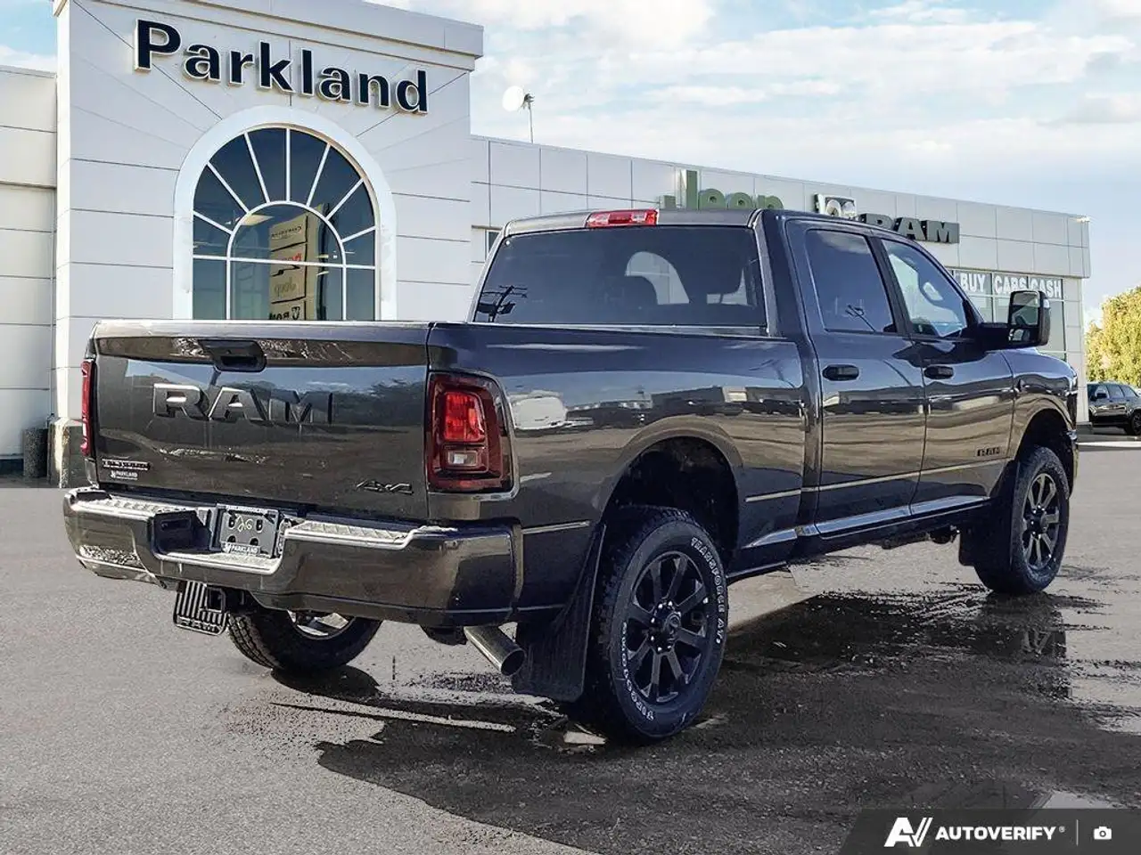 RAM 3500 снимка RAM 3500