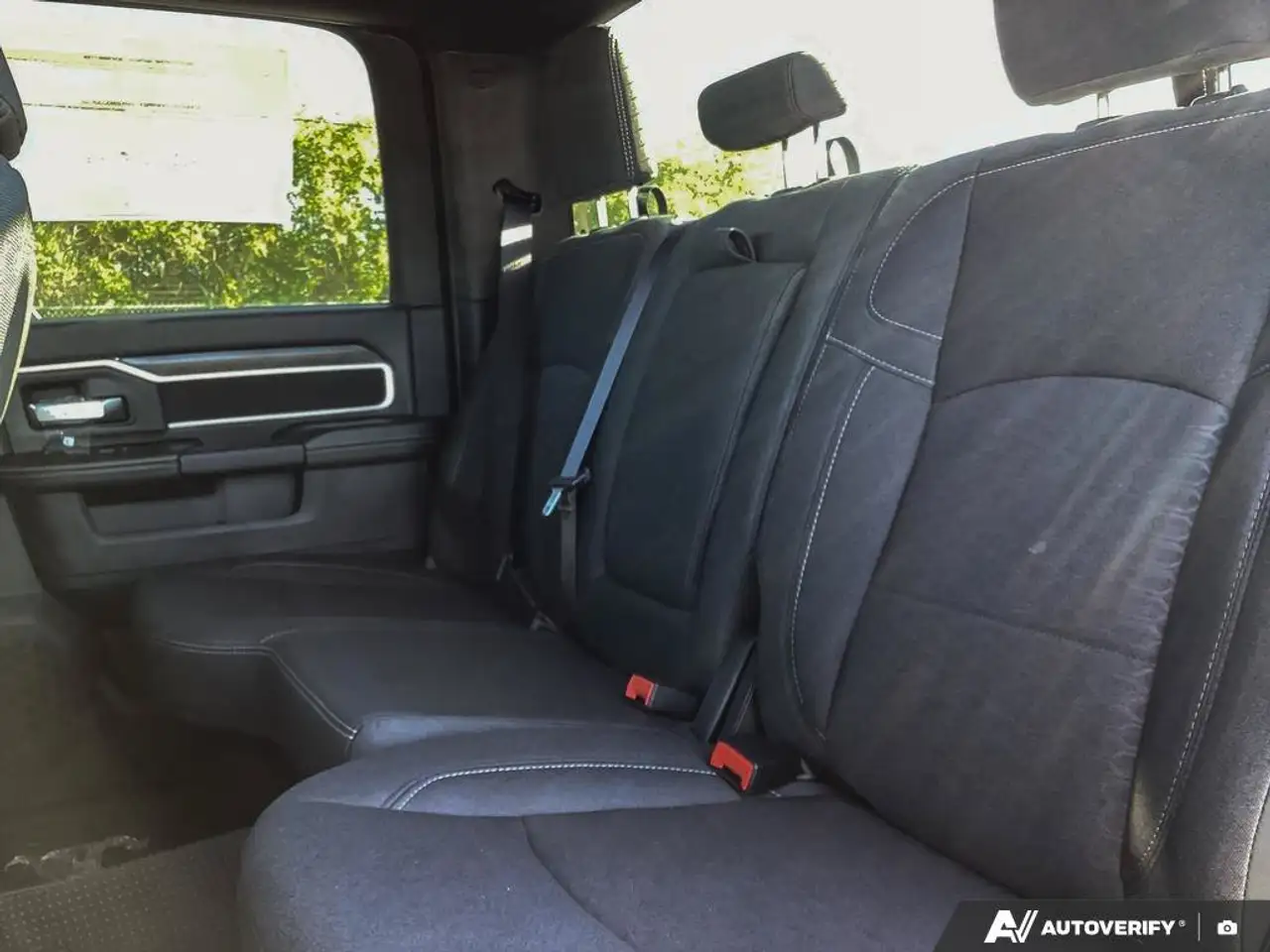 RAM 3500 снимка RAM 3500