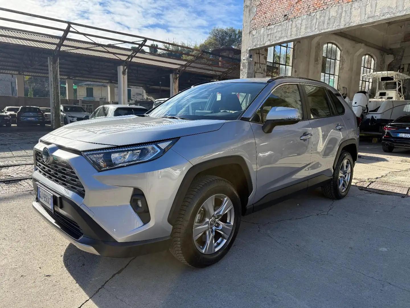 Toyota RAV 4 RAV4 2.5 HV (218CV) E-CVT 2WD Business Argent - 1