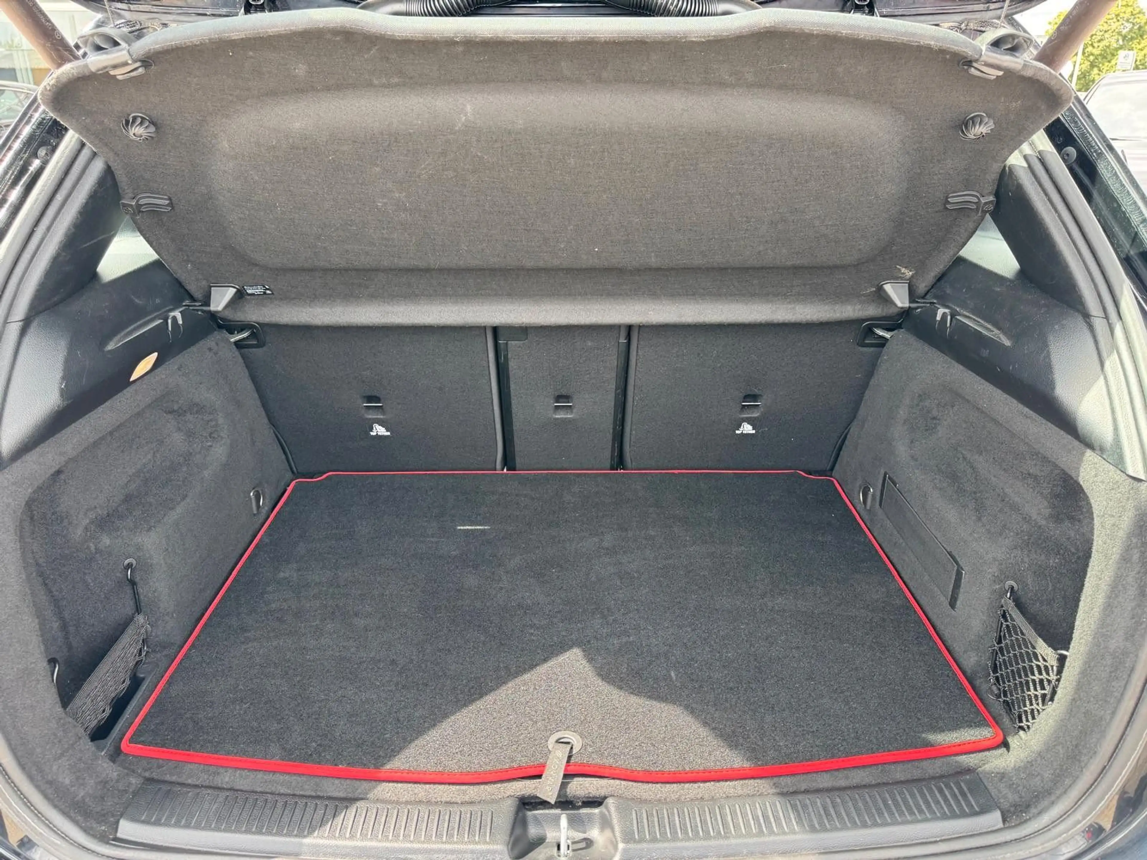 Mercedes-Benz B 220 d 8G-DCT"AMG"AHK"KEYLESS"ACC"SPUR ASS."SHZ — photo 8