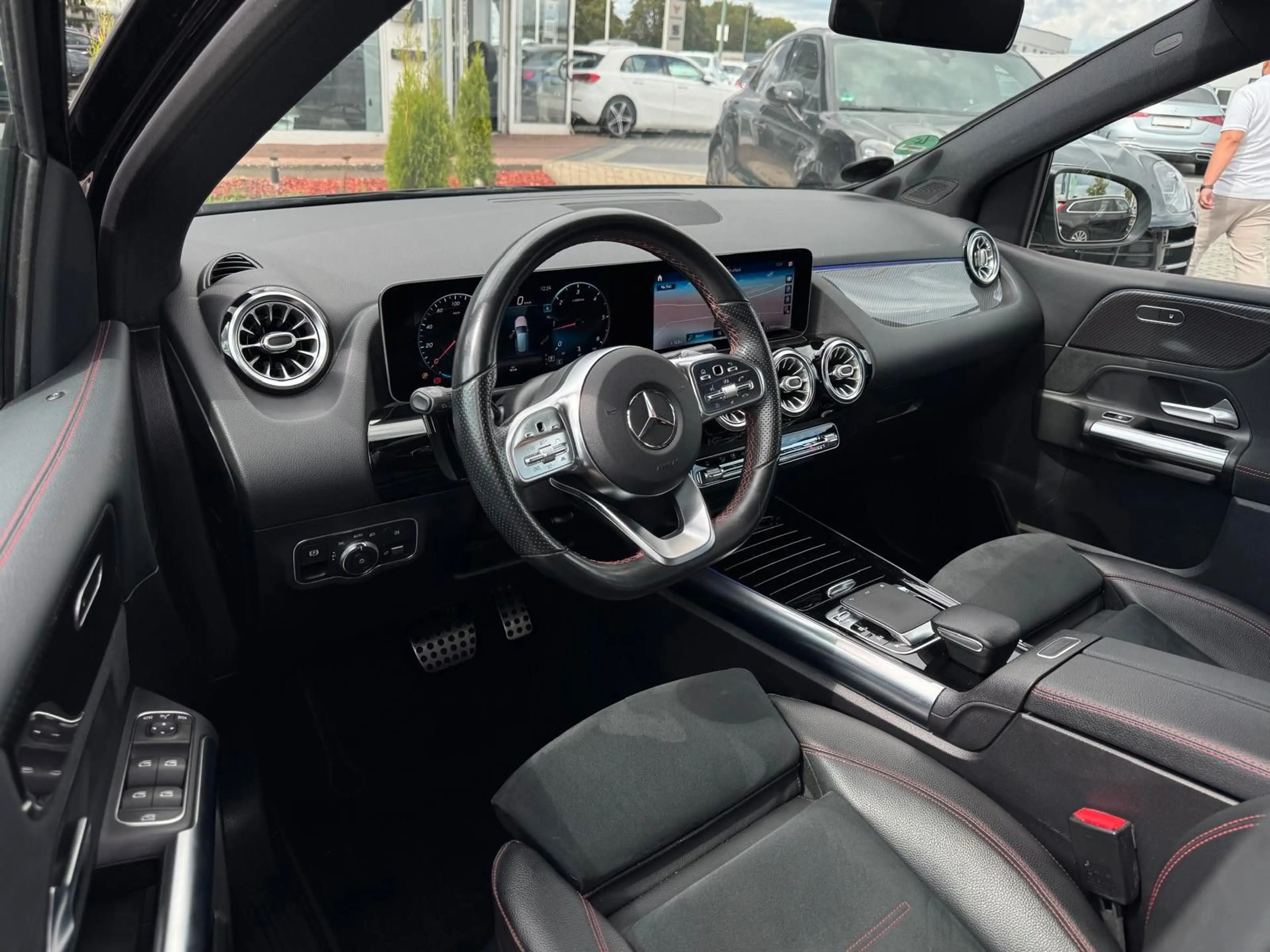 Mercedes-Benz B 220 d 8G-DCT"AMG"AHK"KEYLESS"ACC"SPUR ASS."SHZ — photo 10