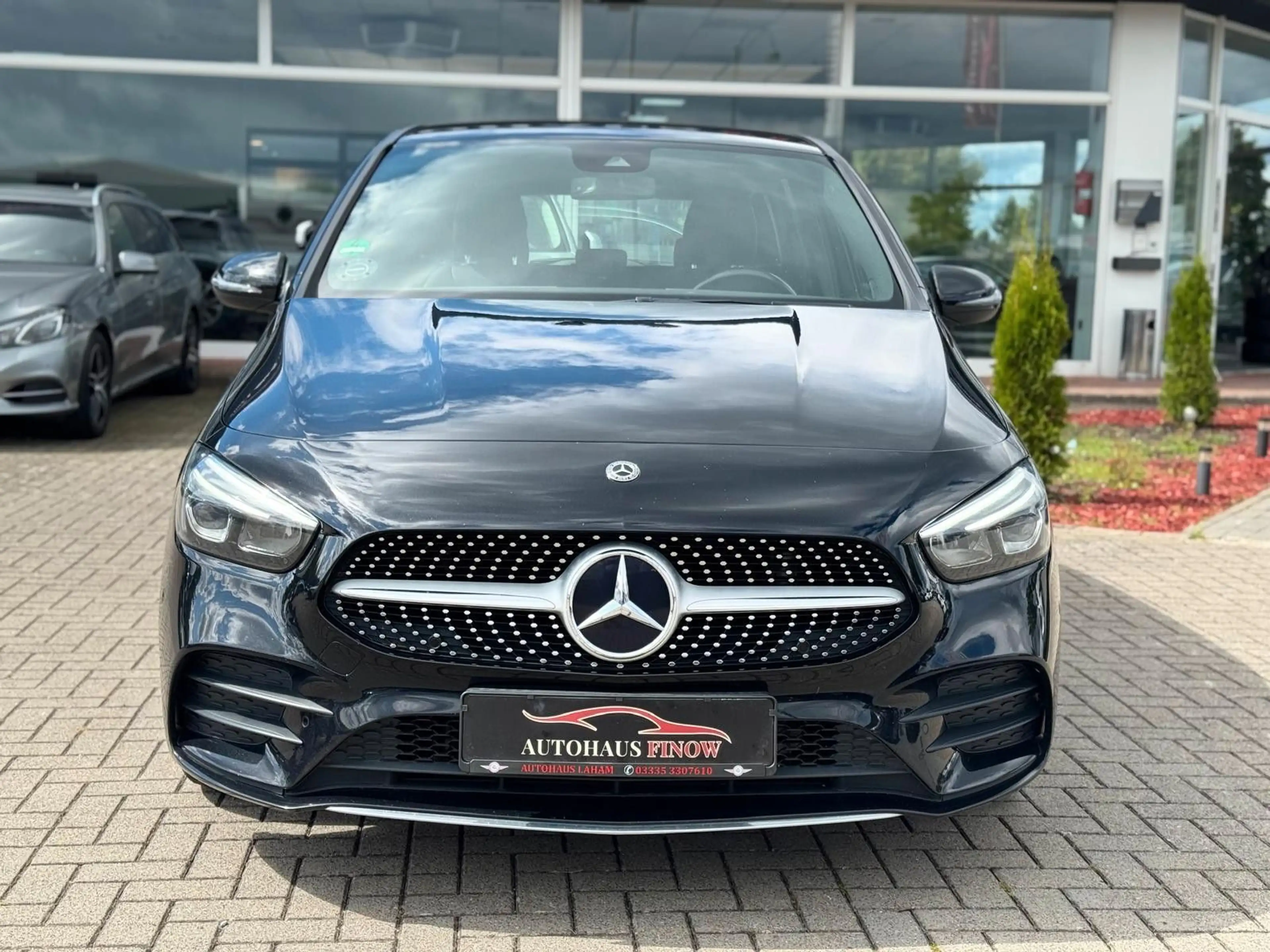 Mercedes-Benz B 220 d 8G-DCT"AMG"AHK"KEYLESS"ACC"SPUR ASS."SHZ — photo 3
