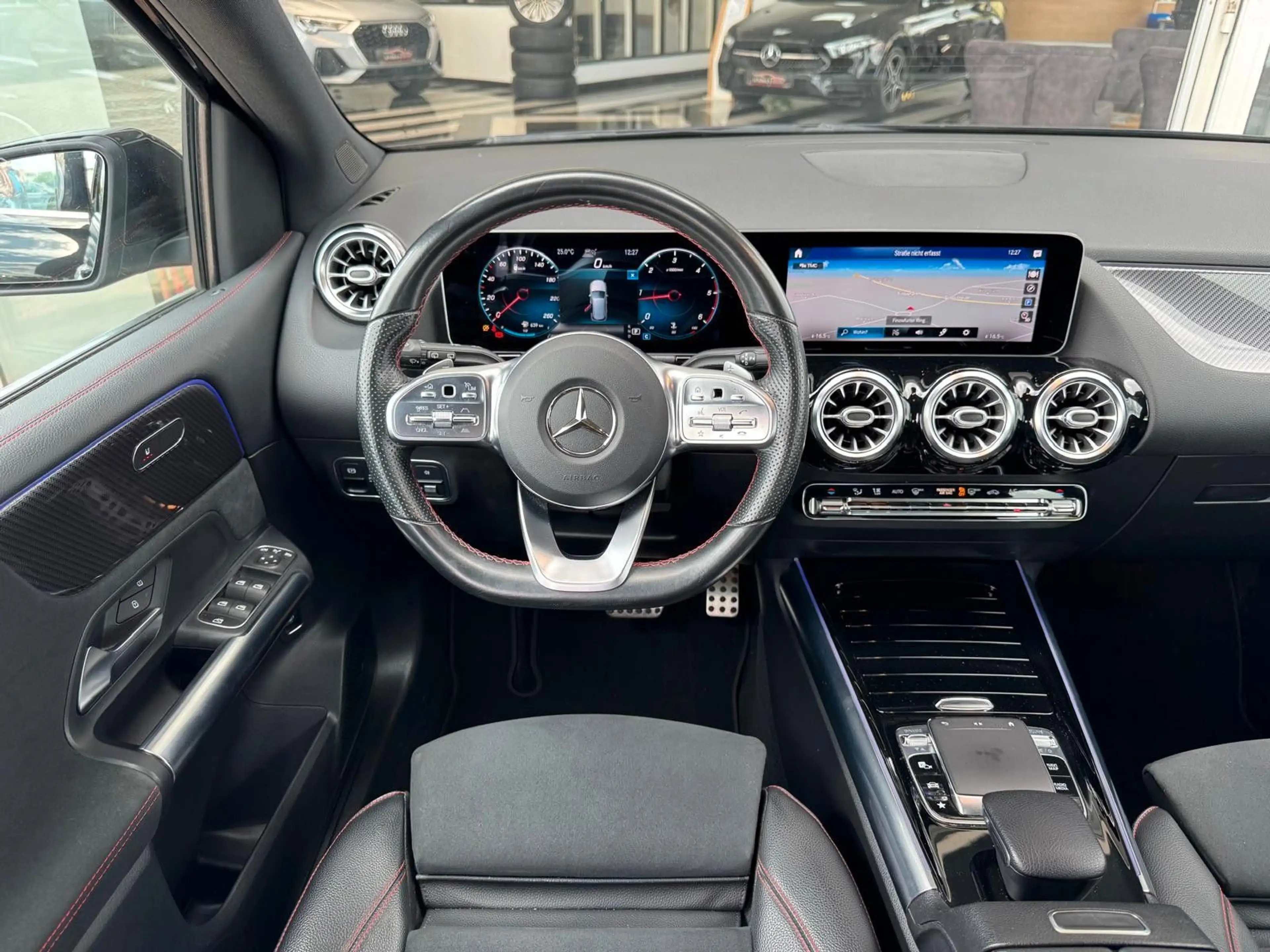 Mercedes-Benz B 220 d 8G-DCT"AMG"AHK"KEYLESS"ACC"SPUR ASS."SHZ — photo 11