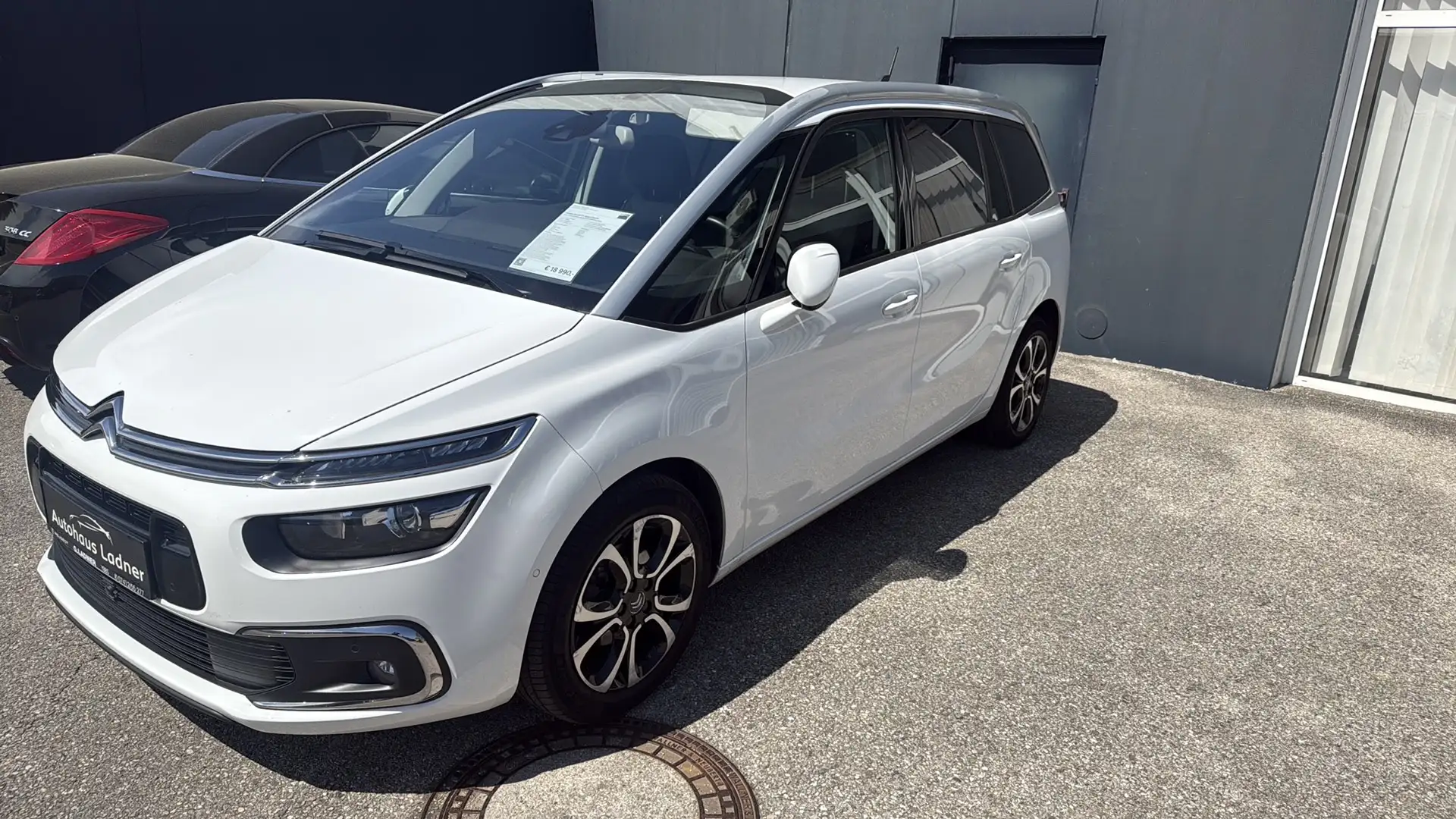 Citroen Grand C4 SpaceTourer Grand C4 Spacetourer BlueHDI 130 EAT8 Shine Shine Weiß - 1