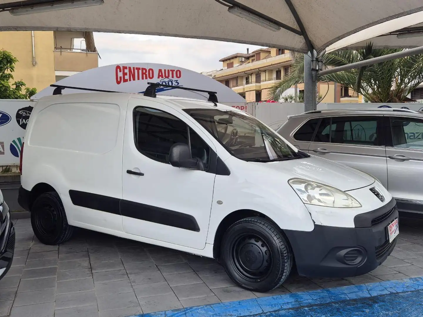 Peugeot Partner 1.6 HDi 90CV Premium Bianco - 1