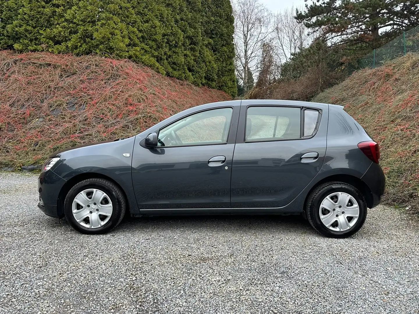 Dacia Sandero 1.5 dCi /Clim/CT Vert/Dégâts à prévoir Grau - 2