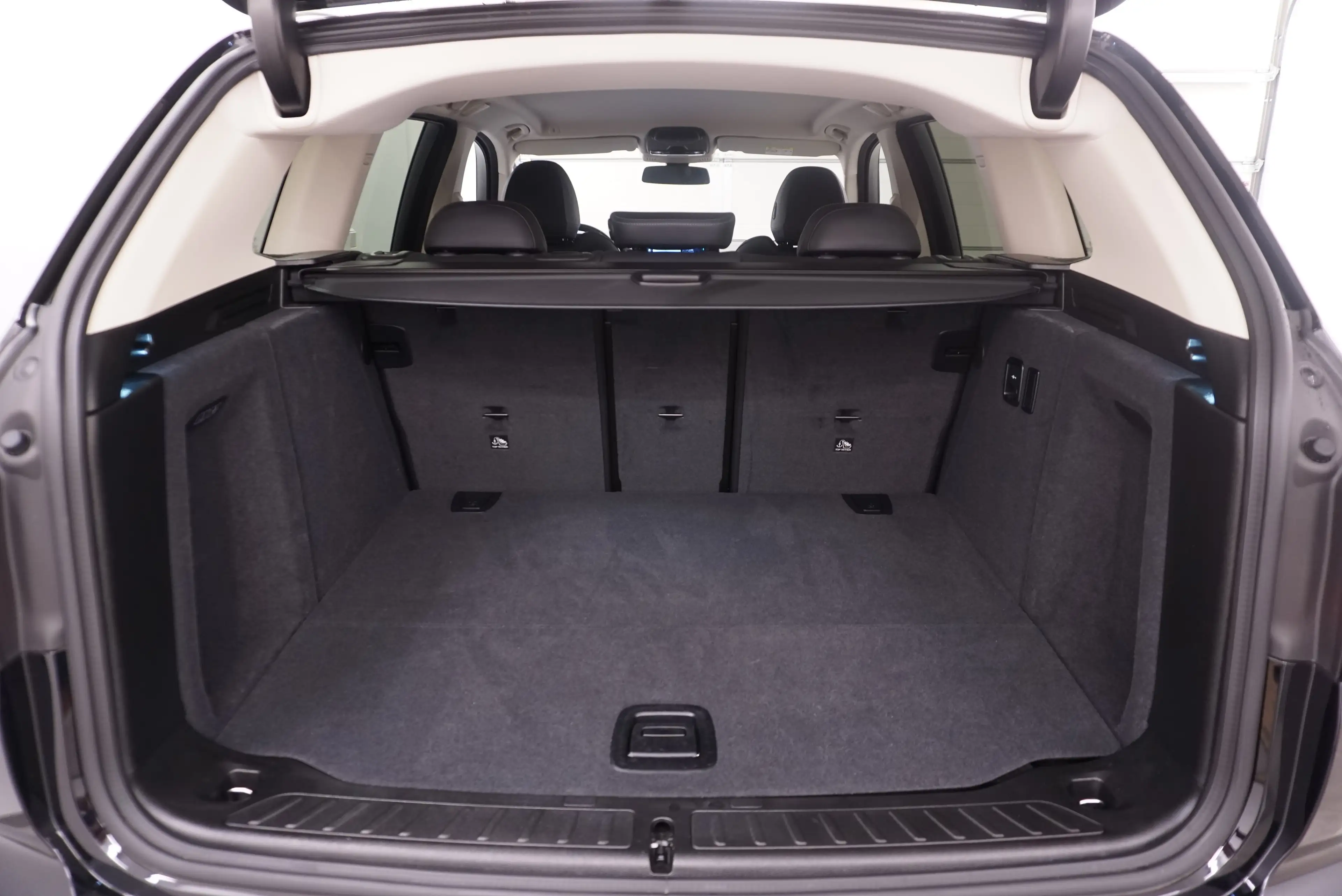 BMW X3 xDr. 20 d // Anhängervorrichtung// Ambientebel. — photo 21