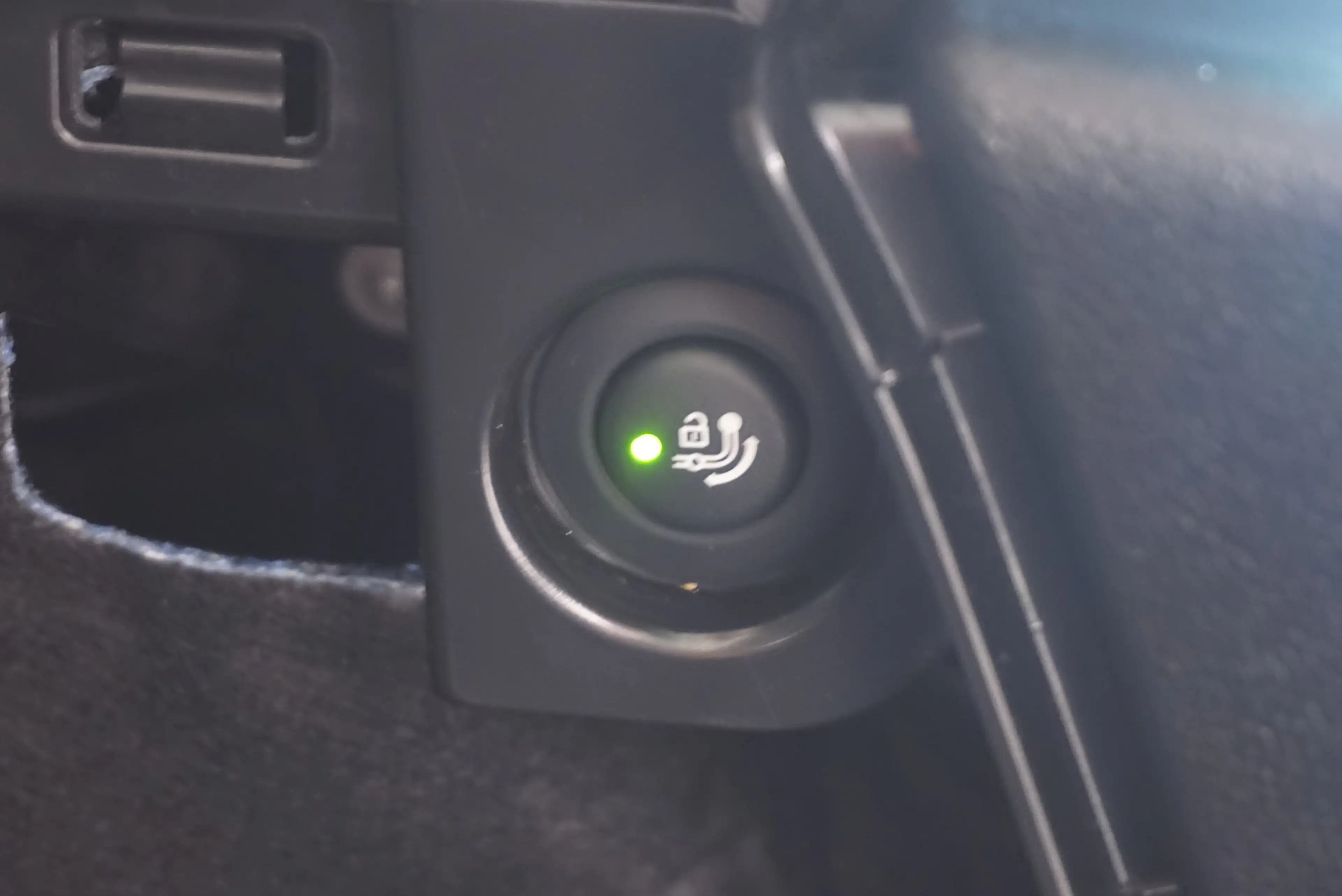 BMW X3 xDr. 20 d // Anhängervorrichtung// Ambientebel. — photo 23