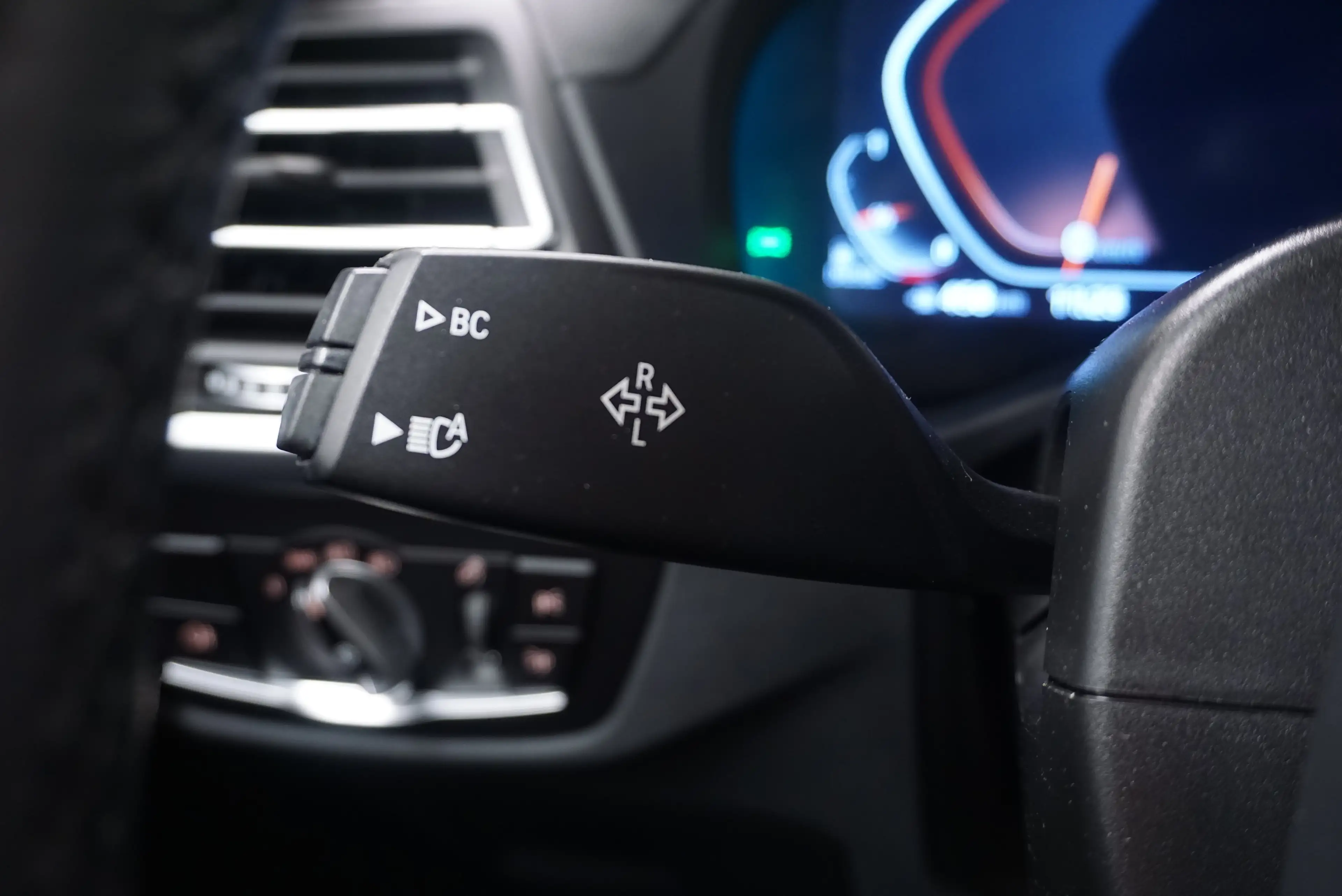 BMW X3 xDr. 20 d // Anhängervorrichtung// Ambientebel. — photo 16