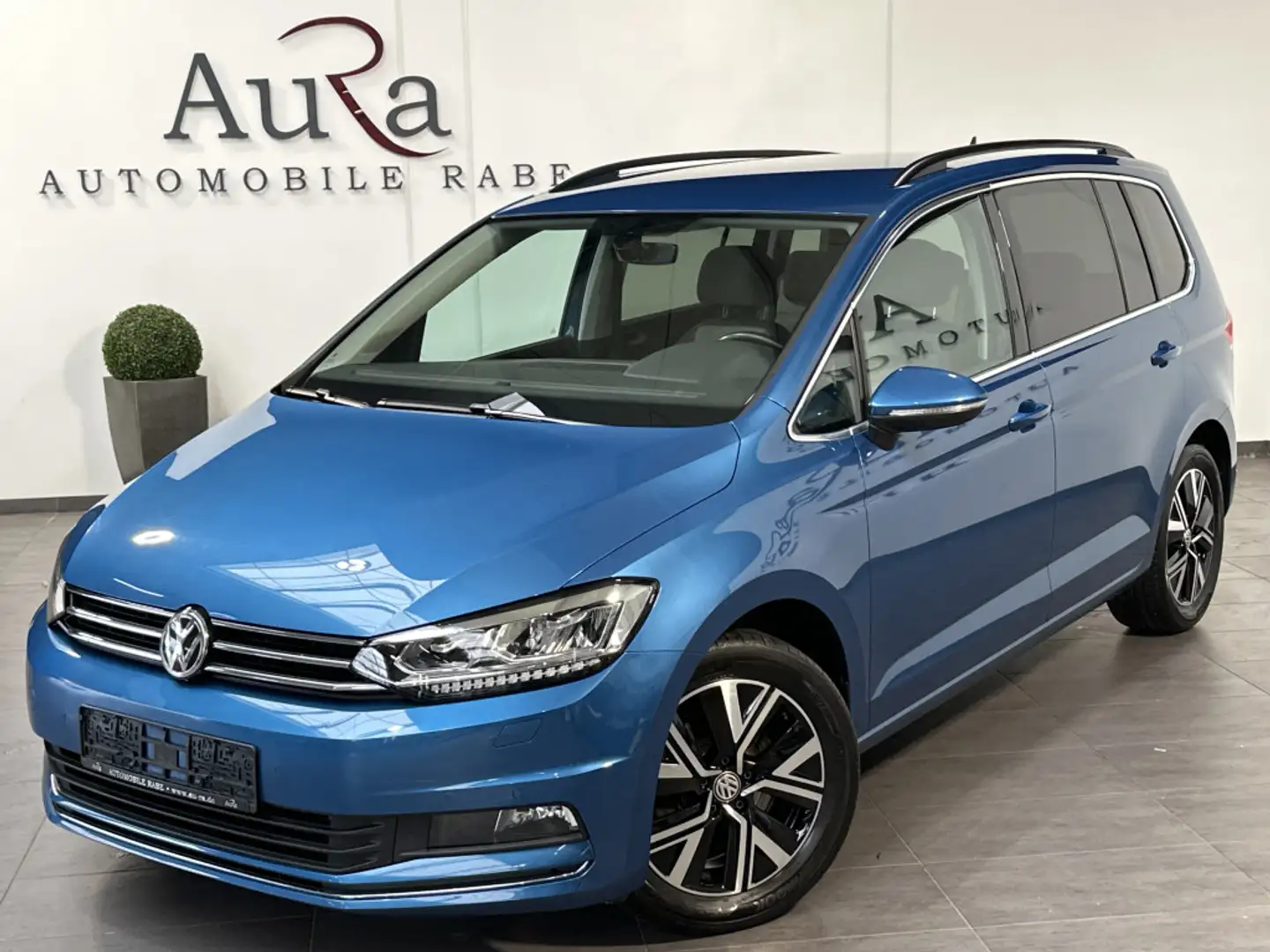 Volkswagen Touran 2.0 TDI DSG Highline NAV+LED+ACC+17ZO+1HD Синій - 1