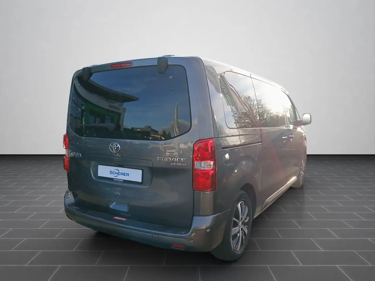 Toyota Proace Verso 2.0 D-4D Team D L1 Navi HuD Sitzhei Gris - 2