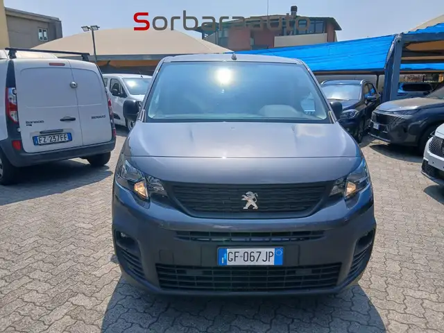 Peugeot Partner view 9