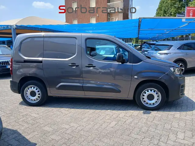 Peugeot Partner view 6