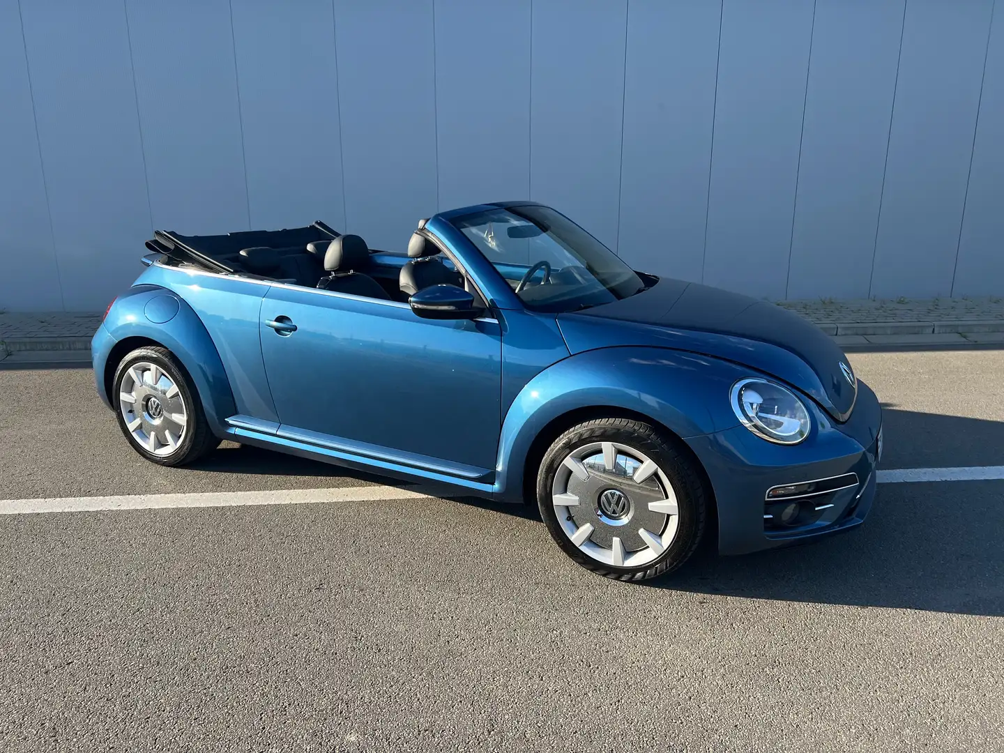 Volkswagen Beetle Cabriolet 1.2 TSI - Cuir - Blauw - 1