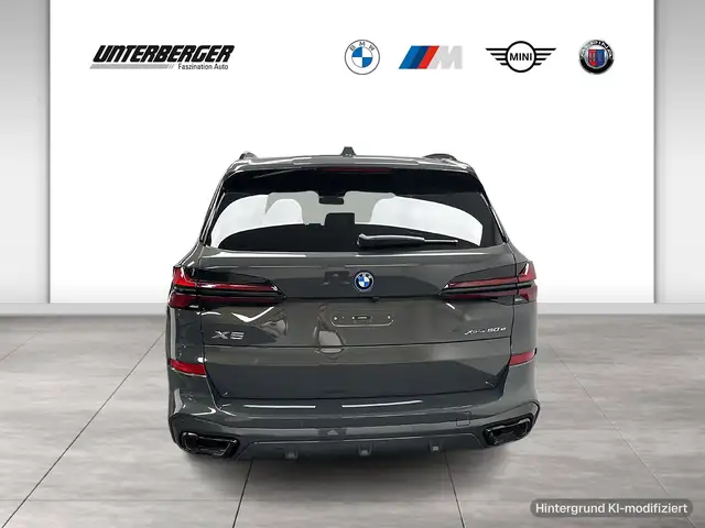 BMW X5 view 5