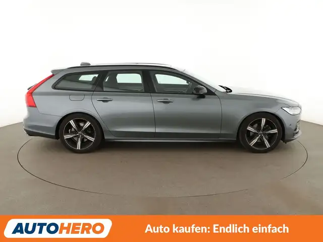 Volvo V90 view 7