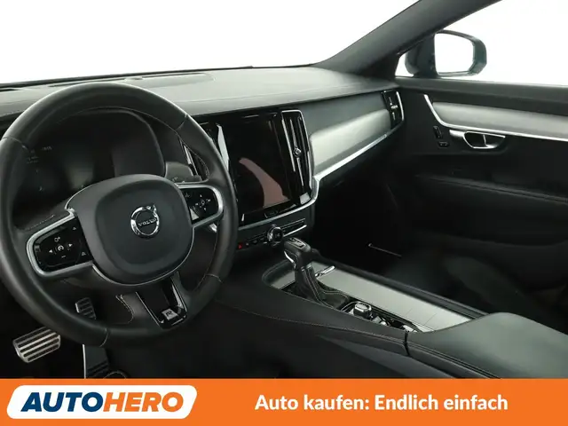 Volvo V90 view 11