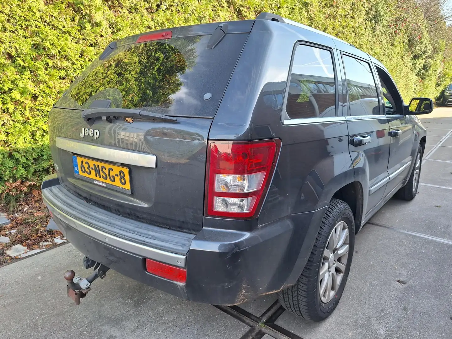 Jeep Grand Cherokee Grau - 2