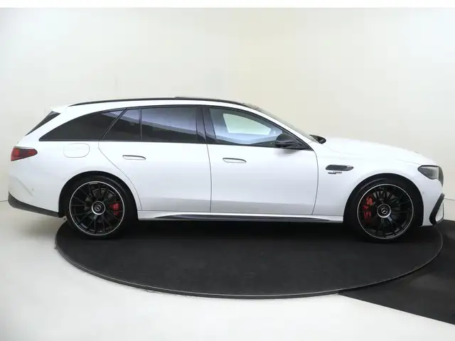 Mercedes-Benz E-Class view 9