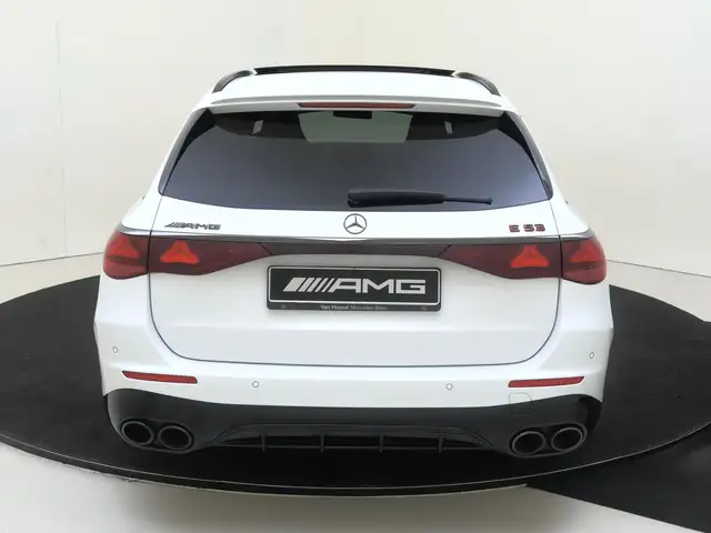 Mercedes-Benz E-Class view 7