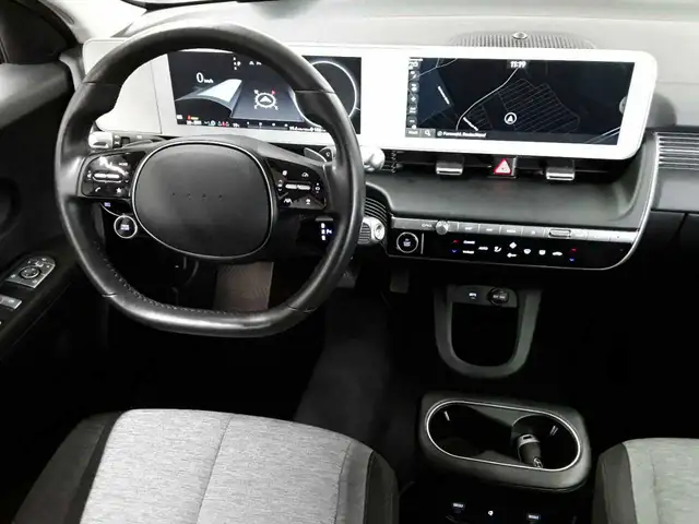 Hyundai Ioniq view 10