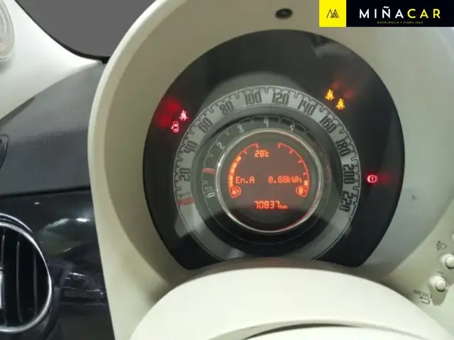 Fiat 500 view 4