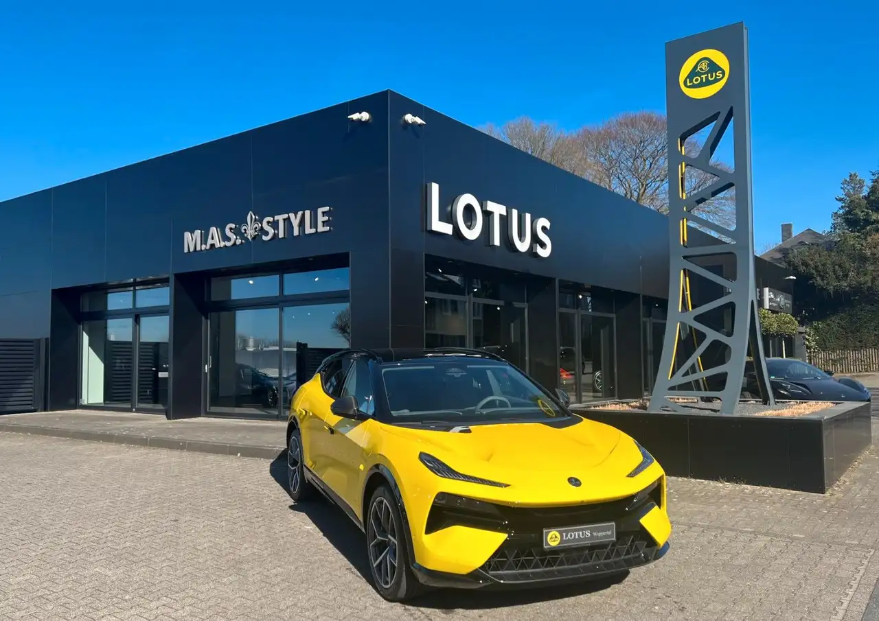 Lotus Eletre