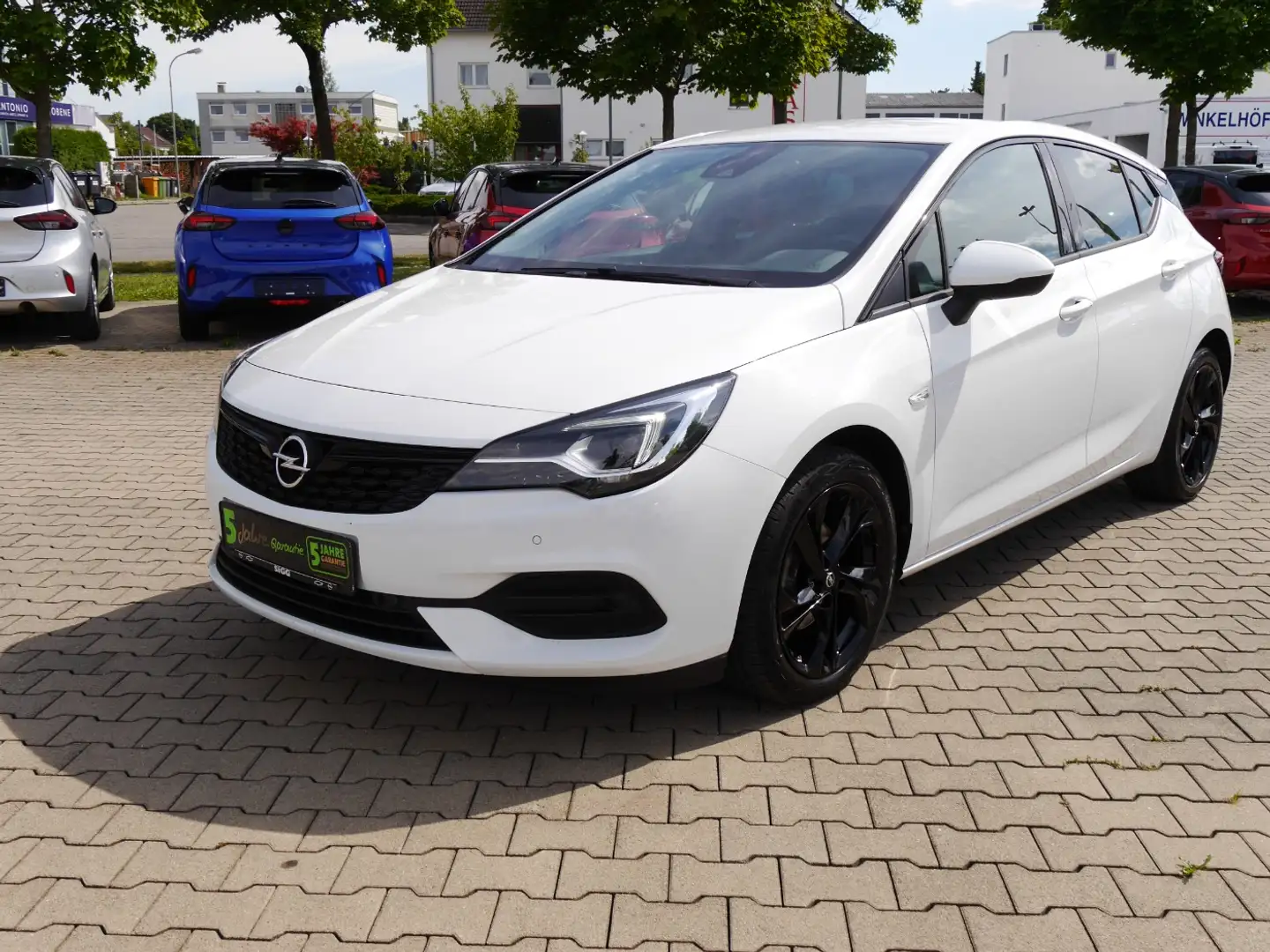 Opel Astra 1.5 D Business Automatik NAV Leder Matrix Weiß - 2
