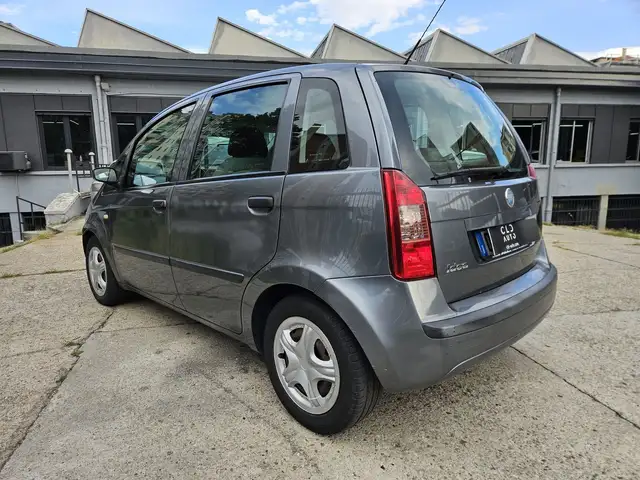 Fiat Idea view 5