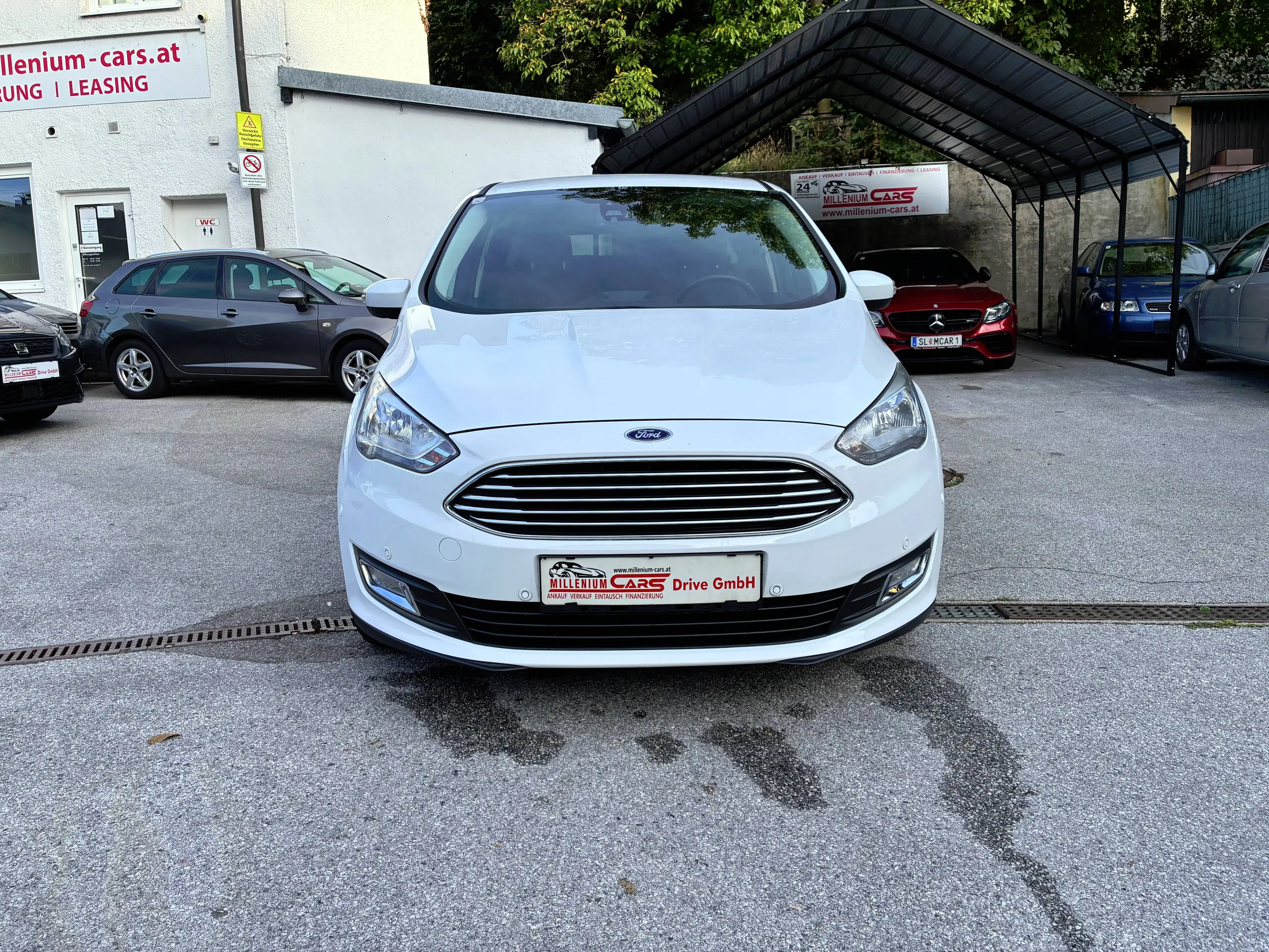 Ford C-Max Titanium1,5 TDCi — photo 6
