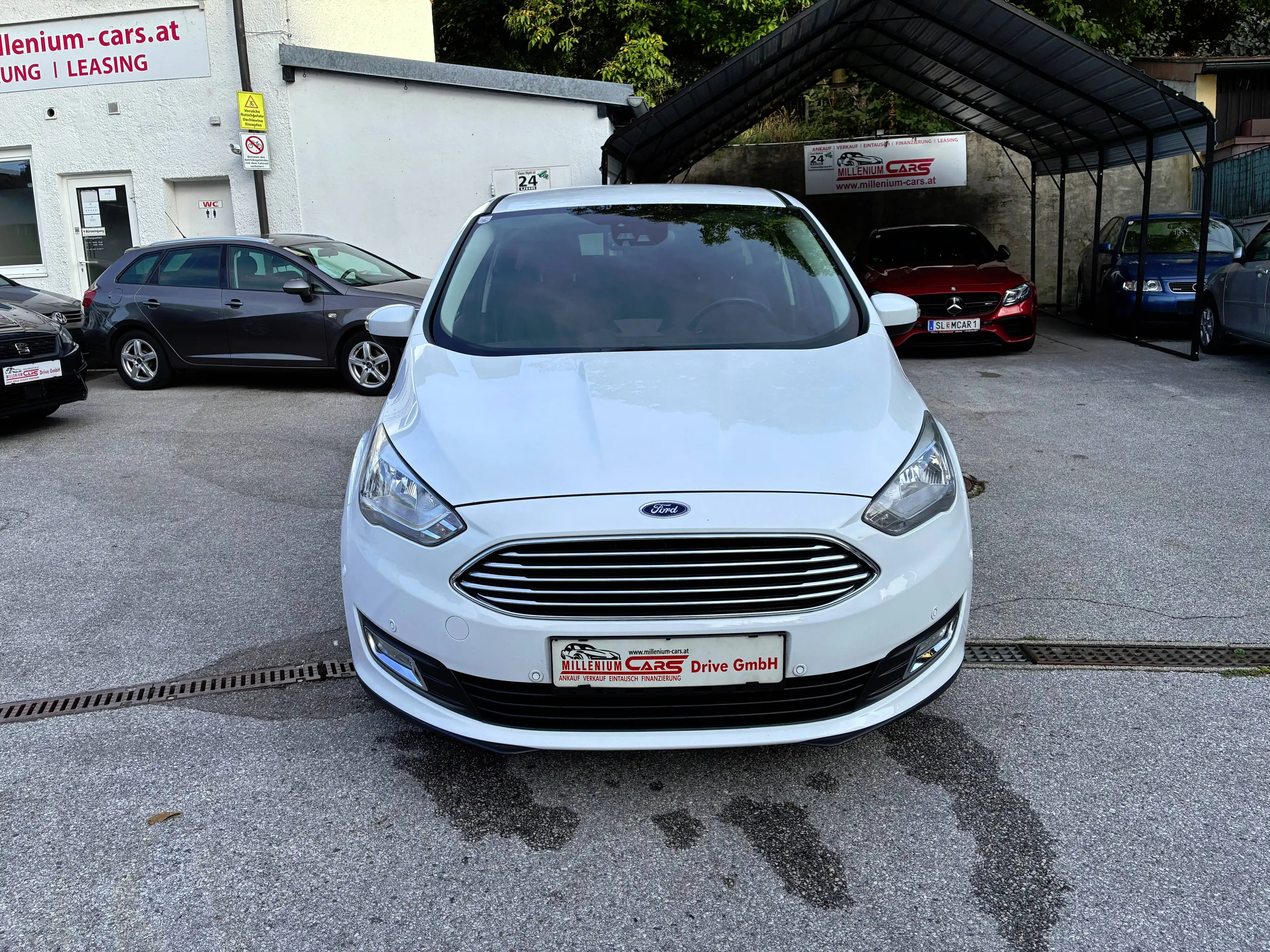 Ford C-Max Titanium1,5 TDCi — photo 4