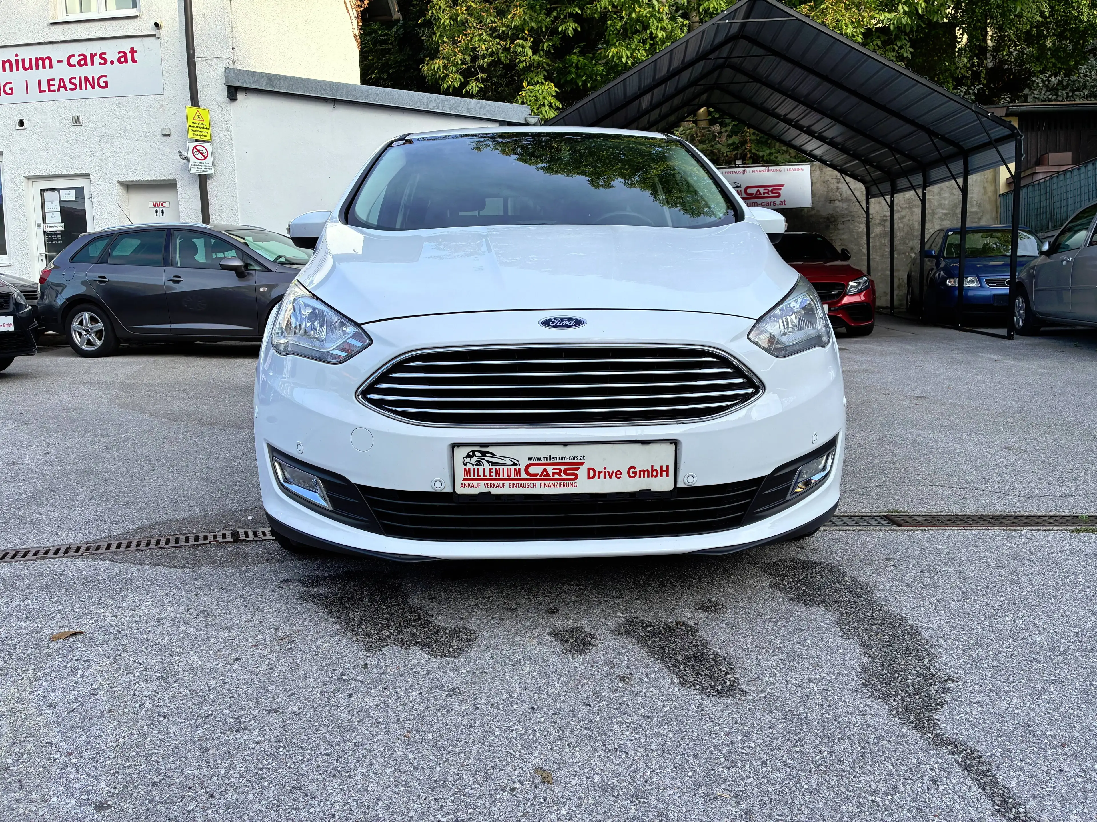 Ford C-Max Titanium1,5 TDCi — photo 3