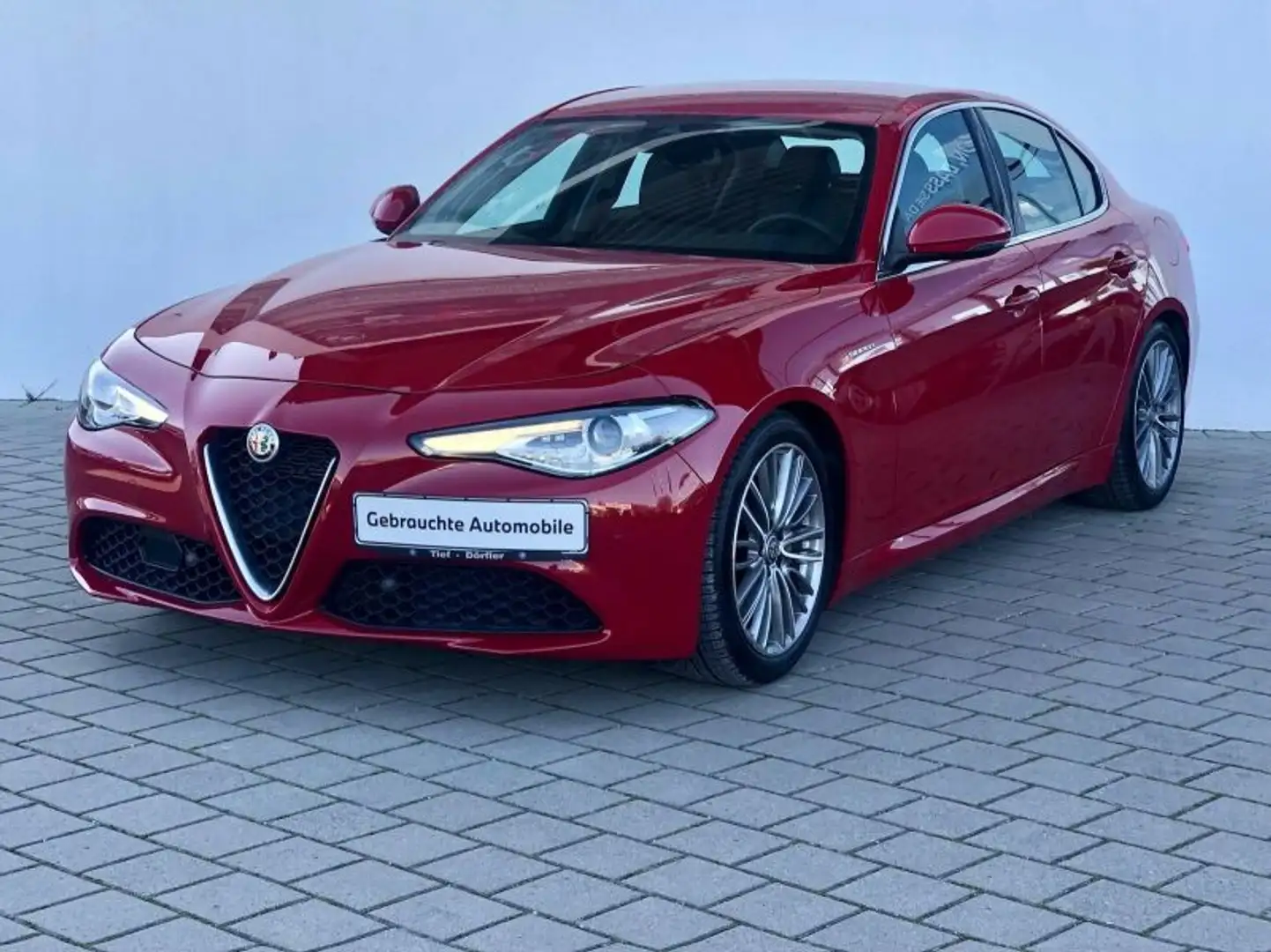 Alfa Romeo Giulia 2.0 Turbo AT8 Super LHZ/CAM/DAB - 2