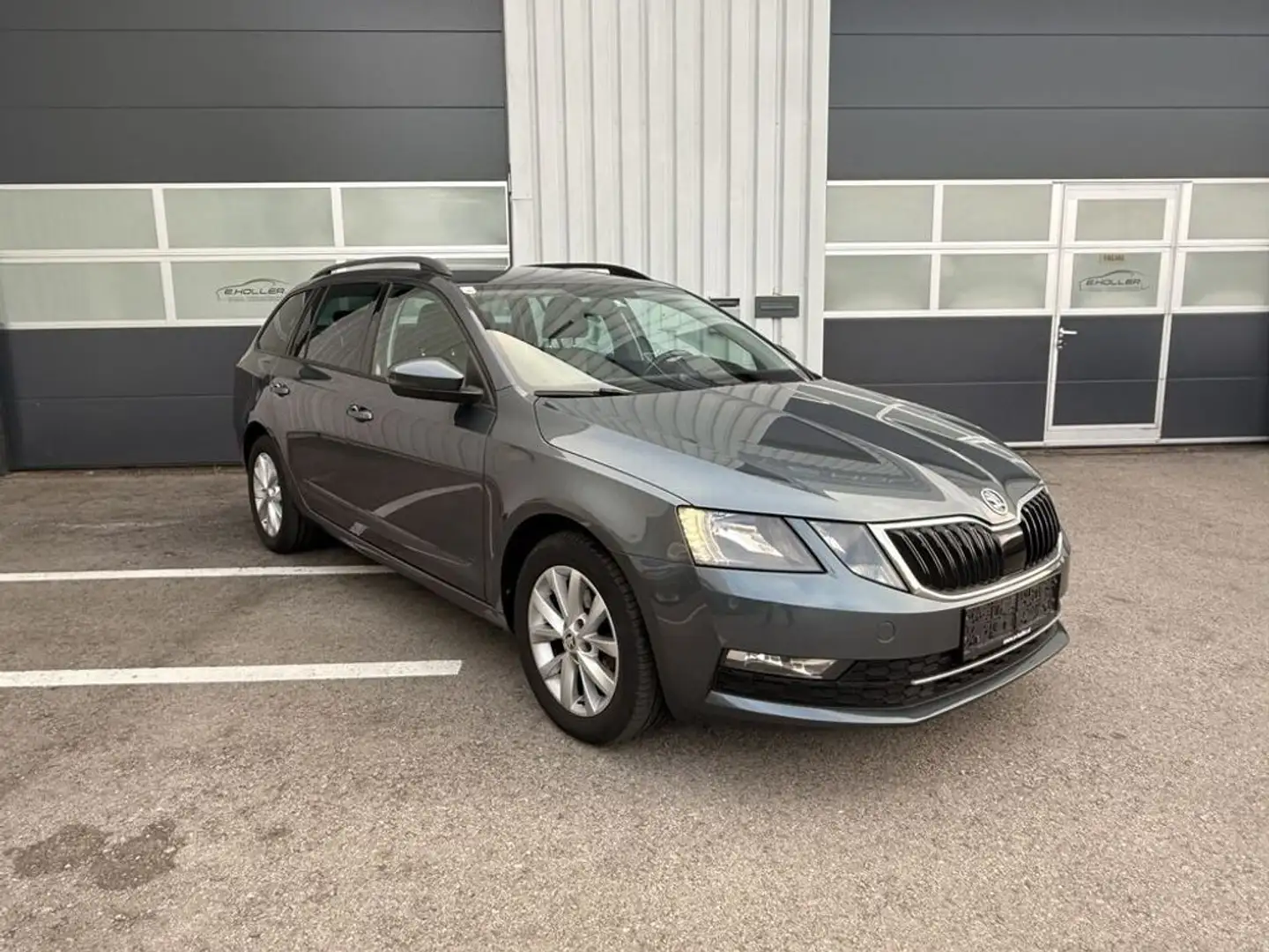 Skoda Octavia Style Grau - 2
